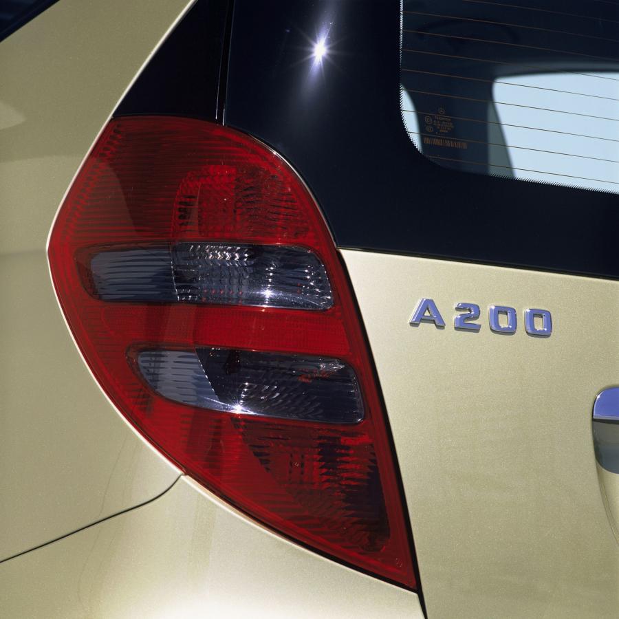 Mercedes-Benz A-Class 3-Door 2004 года  (фото 30 из 138)